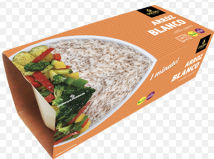 Espárragos blancos con chicharros en lata y arroz blanco.